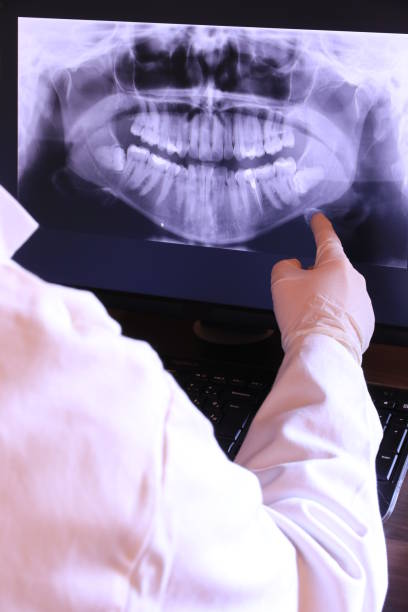 Best Emergency Dental Services for Seniors in Coopersville, MI